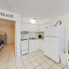 Отель New Listing! Island Escape Steps To Stunning Beach 1 Bedroom Apts, фото 9