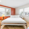 Отель Luxury 4BR House Located 15 min to FQ and Downtown, фото 6