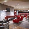 Отель DoubleTree by Hilton Windsor Hotel & Suites, фото 10