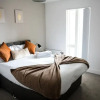 Отель Modern 2 Bedroom Flat City Centre with Parking/Balcony, фото 2