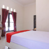 Отель RedDoorz near UMY Yogyakarta, фото 22