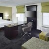Отель Hampton Inn & Suites Gainesville-Downtown, фото 10