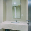 Отель Fancy And Nice 1Br At Paramount Skyline Apartment, фото 8