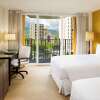 Отель Hilton Waikiki Beach Resort & Spa, фото 2
