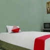 Отель OYO 90316 Hotel Candri Pelaihari, фото 12