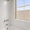 Отель Deluxe Beach Apt, фото 9