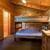 Отель Zen Bear Retreat - One Bedroom Cabin, фото 10