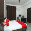 Отель OYO Flagship 14059 Raghav Hotel, фото 5