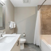 Отель Spacious 4BR Condo Near French Quarter, фото 11