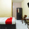 Отель RedDoorz Syariah near Plaza Medan Fair 2, фото 14