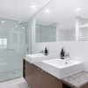 Отель Spacious 3 Bedroom Apartment With City and River Views, фото 19