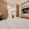 Отель Warm And Nice Studio Room Sky House Bsd Apartment, фото 1