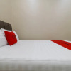 Отель RedDoorz Plus near Dharmawangsa, фото 23