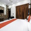 Отель OYO 28071 Hotel Prakash Regency, фото 11
