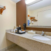 Отель Quality Inn & Suites Hanes Mall, фото 10