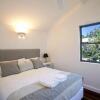 Отель Little Cove Townhouse 2 Pandanus Street 14, фото 9