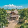 Отель Beachfront Apartment With Jacuzzi at Portilo KA, фото 34