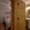 Отель Black Bear Cabin - 2 Br Cabin, фото 9
