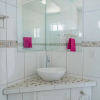 Отель Charming 1-bedroom Apartment 2 km From Eagle Beach, фото 12
