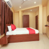 Отель OYO 650 Flagship Gokul VIP Road, фото 5
