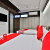 Отель OYO 15635 Elite Rooms & Banquet, фото 17