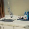 Отель Ninety Two Apartment, фото 5