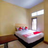 Отель Wijaya Kusuma Residence by OYO Rooms, фото 17