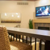 Отель Sky Harbor Suites, фото 31