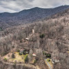 Отель Burnsville Apt w/ Deck in Pisgah National Forest, фото 15