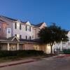 Отель TownePlace Suites by Marriott College Station, фото 1