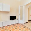 Отель Sunny Flat in Elegant Building Close to Colosseum, фото 2