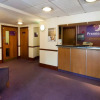 Отель Premier Inn Milton Keynes South, фото 2