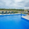 Отель Pets Friendly Holiday House, With Private Pool And Fenced Garden For 6 People, фото 16