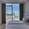 Отель Taj Jumeirah Lakes Towers, фото 7
