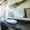 Отель Authentic 4BR Villa With a Touch of Wood, фото 8