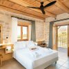 Отель Heated Jacuzzi Pool 5-Bed Villa In Crete, фото 6