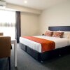 Отель Ramada Suites by Wyndham Christchurch City, фото 4