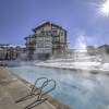 Отель Ski-in/ski-out Granby Townhouse w/ Private Hot Tub, фото 18