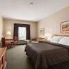 Отель Days Inn by Wyndham Saskatoon, фото 4