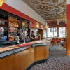 Отель Queen's Hotel, фото 2