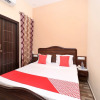 Отель OYO 15127 Pryag Guest House, фото 10