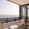 Отель Spacious Flat With Sea View in Zmir Karsiyaka, фото 7