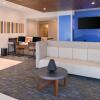 Отель Holiday Inn Express & Suites Omaha - 120th and Maple, an IHG Hotel, фото 19