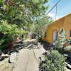 Отель Alfreds Hacienda & Casita W/ Hot Tub & Fireplaces 4 Bedroom Home, фото 19