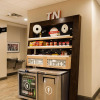 Отель Hampton Inn Newport, фото 2
