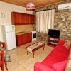 Отель Traditional Apartments Tsikrikonis, фото 5