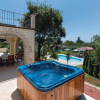 Отель Nice Home in Liznjan with Outdoor Swimming Pool, Hot Tub & Sauna, фото 14