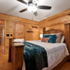 Отель Cabin Creek Fire Pit Hot Tub, фото 7