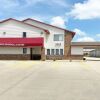 Отель Burke Inn Motel & Suites, фото 16