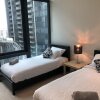 Отель ReadySet Apartments Southbank One, фото 13